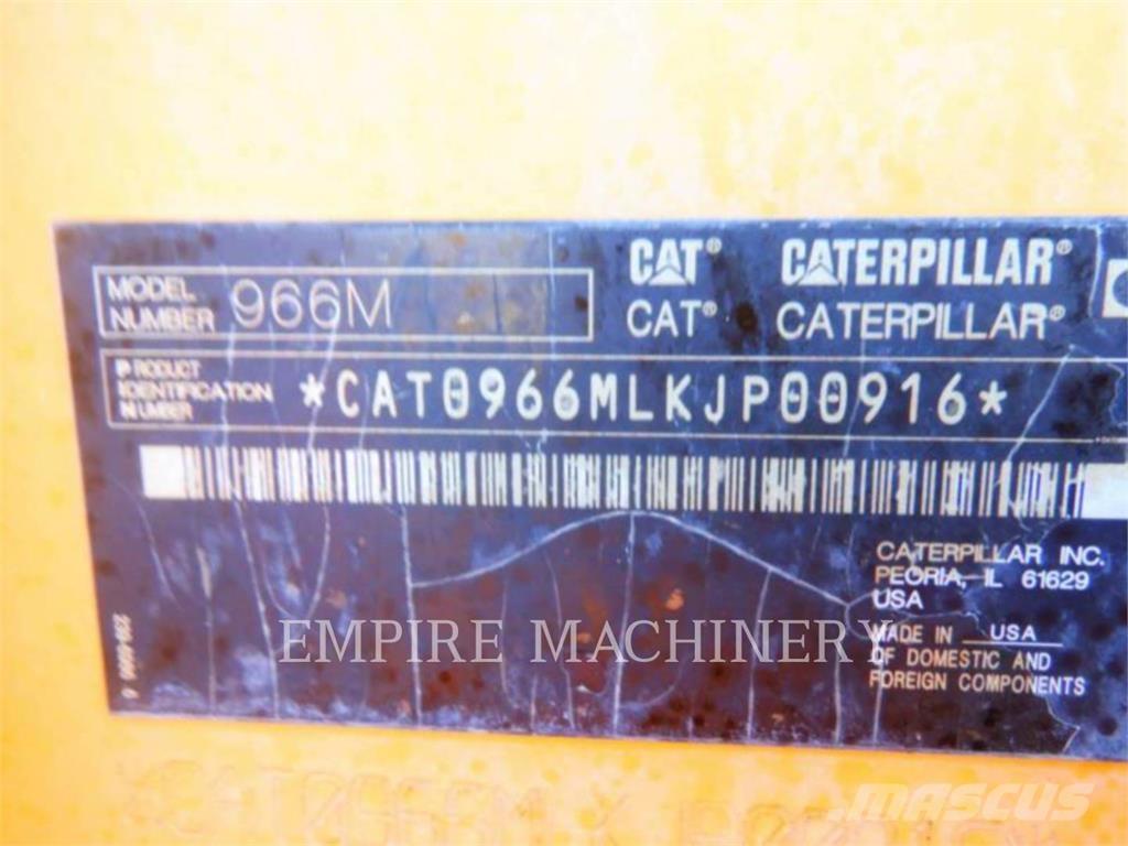 CAT 966M لوادر بعجل