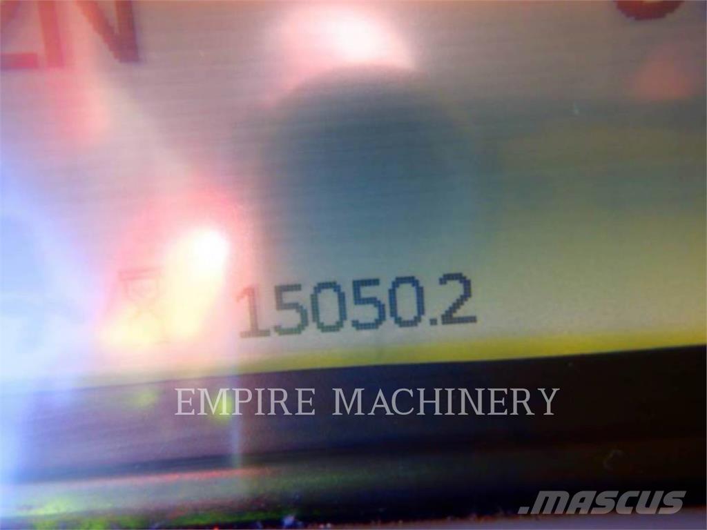 CAT 966M لوادر بعجل