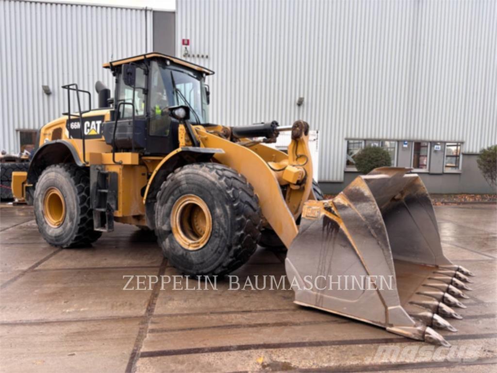 CAT 966M لوادر بعجل