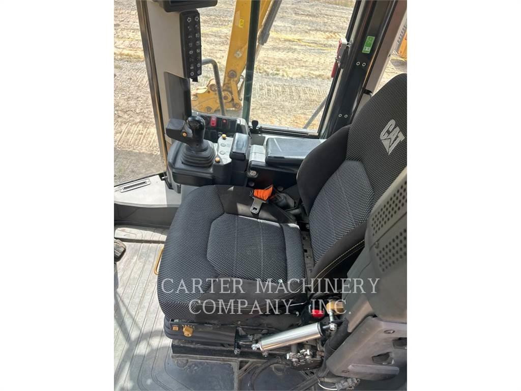 CAT 966M 2V لوادر بعجل