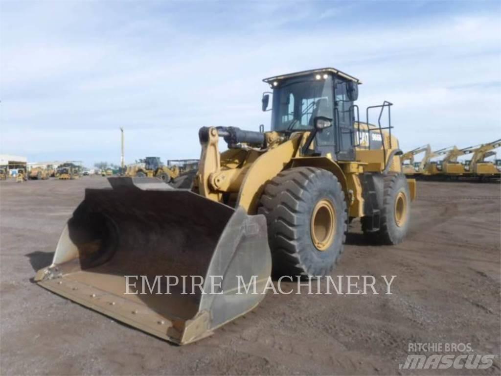 CAT 966M FC لوادر بعجل