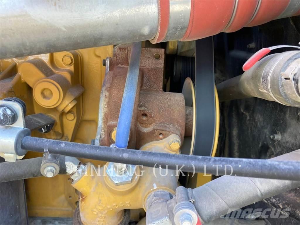CAT 966M HL لوادر بعجل