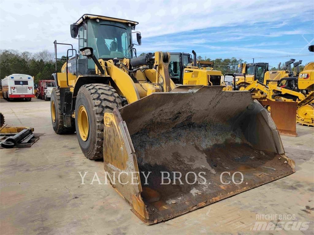 CAT 966M XE لوادر بعجل