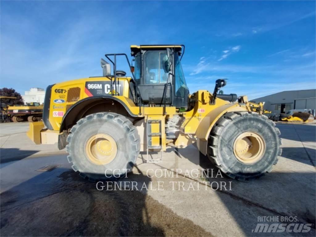 CAT 966M XE لوادر بعجل