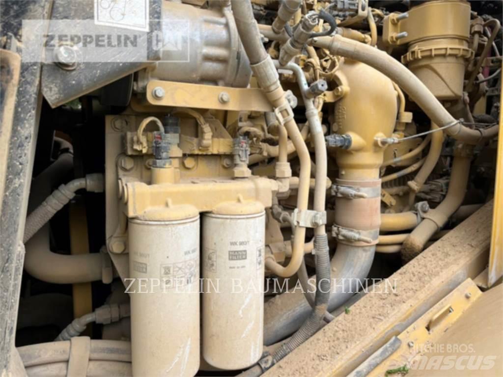CAT 966MXE لوادر بعجل