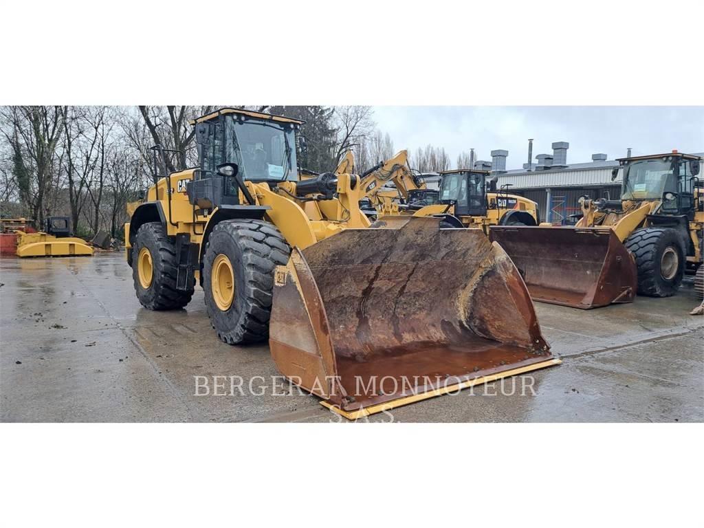 CAT 972-14 لوادر بعجل