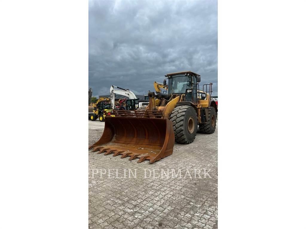 CAT 972K لوادر بعجل