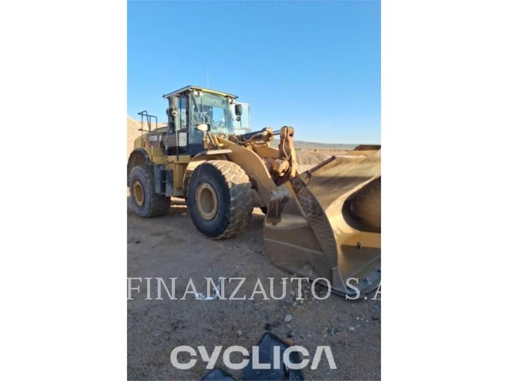 CAT 972K لوادر بعجل