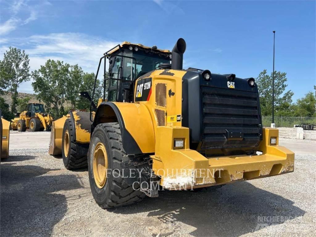 CAT 972M لوادر بعجل