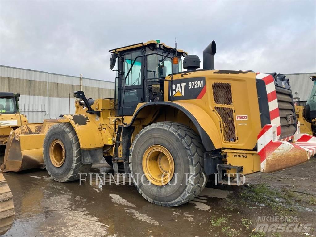 CAT 972M لوادر بعجل