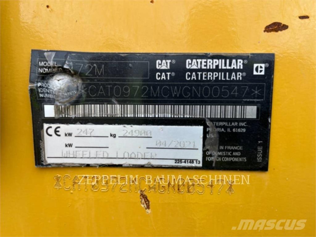 CAT 972M لوادر بعجل