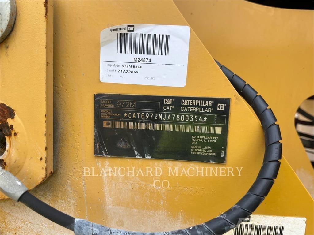 CAT 972M لوادر بعجل