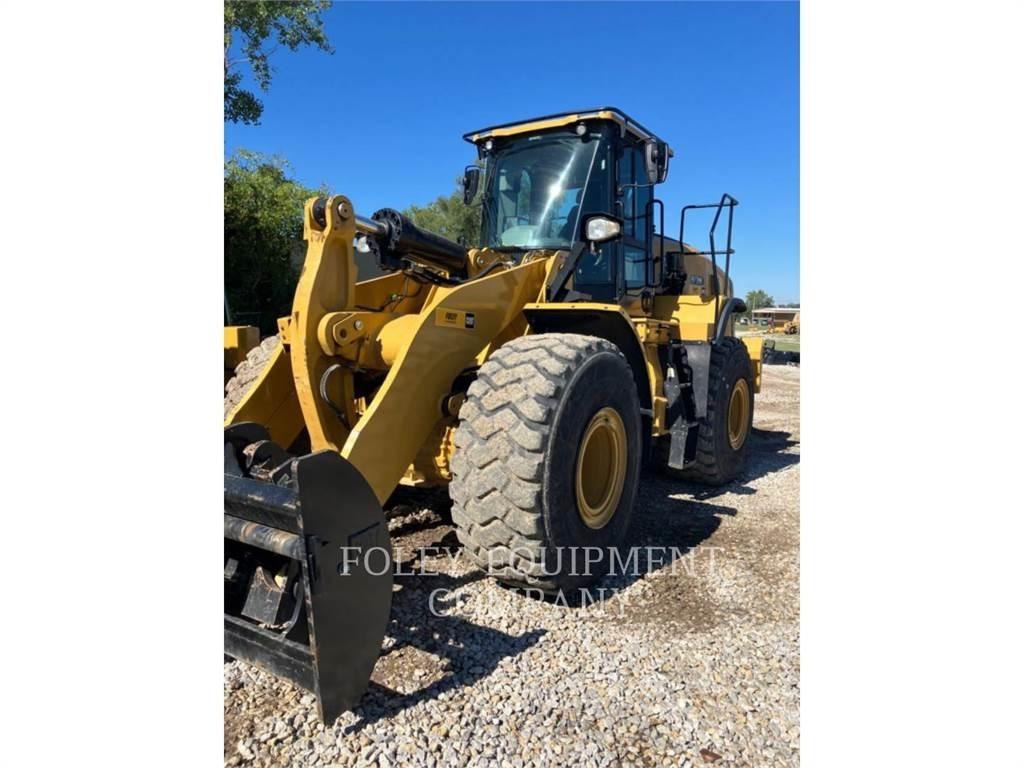 CAT 972M لوادر بعجل