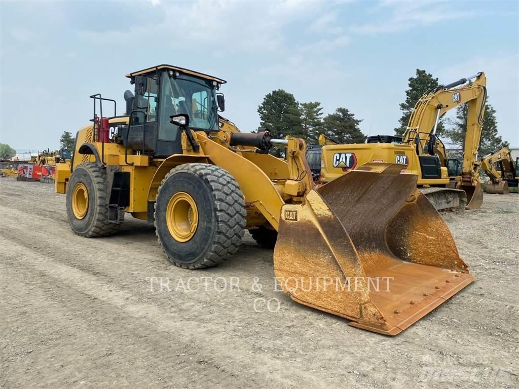 CAT 972M HL لوادر بعجل