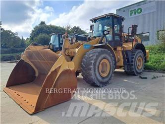 CAT 972M XE لوادر بعجل