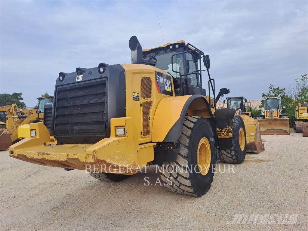 CAT 972M XE لوادر بعجل