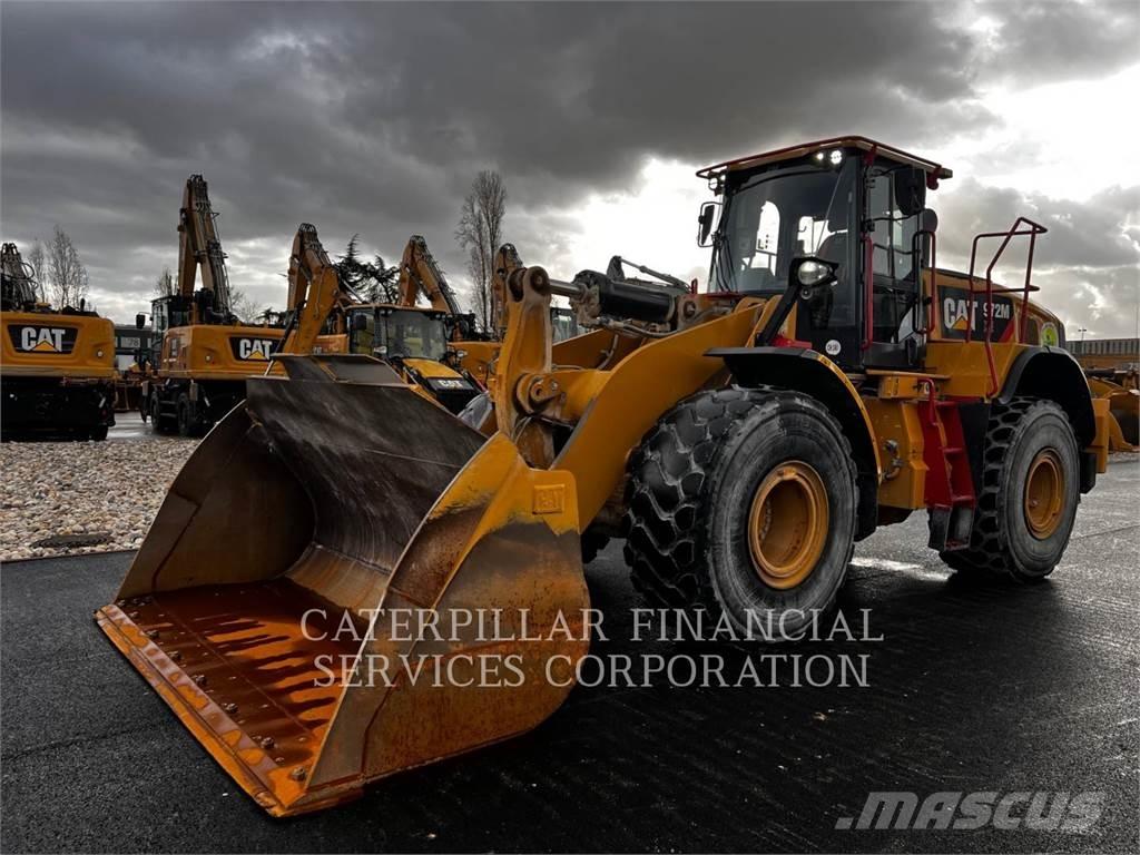 CAT 972MXE لوادر بعجل