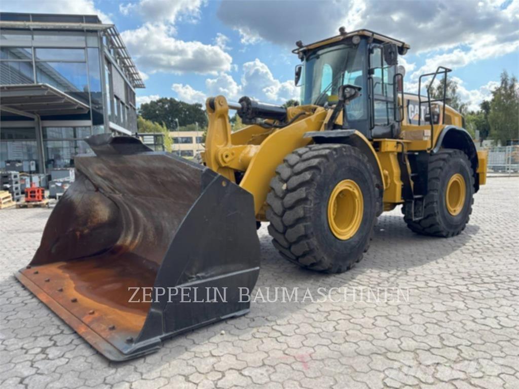 CAT 972MXE لوادر بعجل