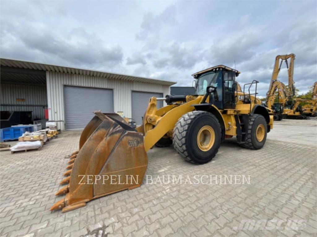 CAT 972MXE لوادر بعجل
