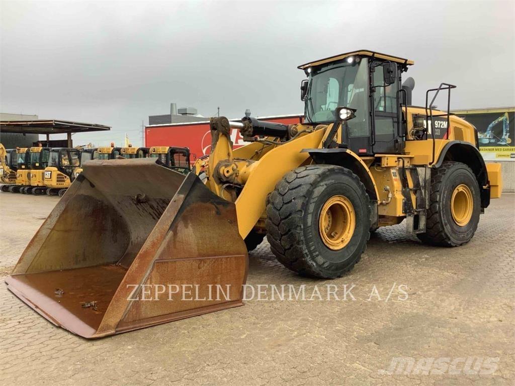 CAT 972MXE لوادر بعجل