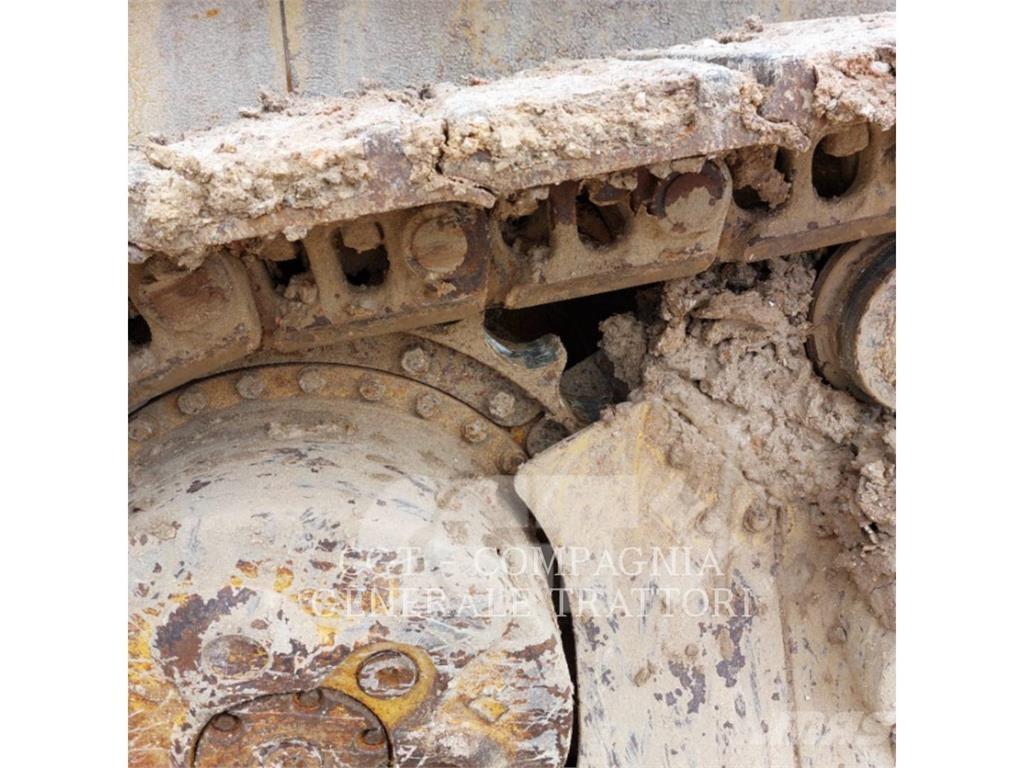 CAT 973C لوادر زحافة