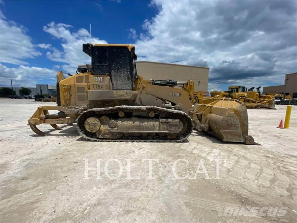 CAT 973K لوادر زحافة