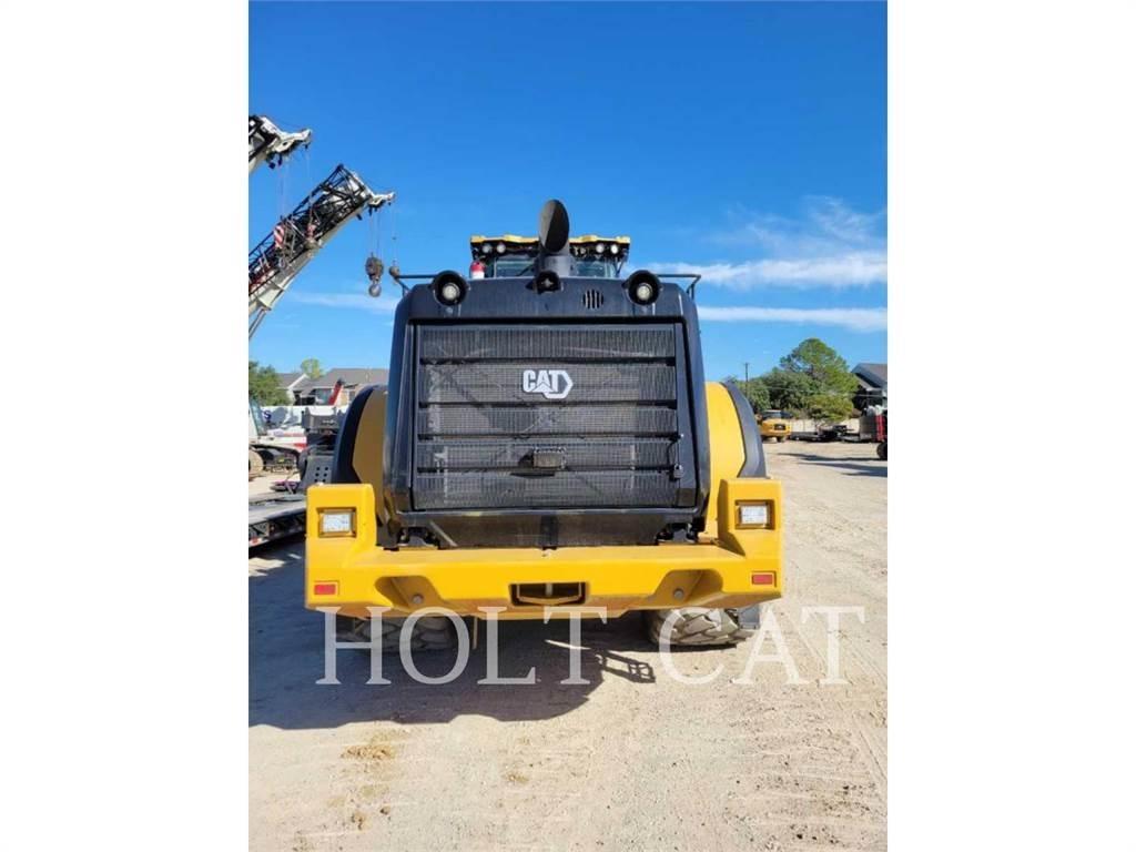 CAT 980 لوادر بعجل