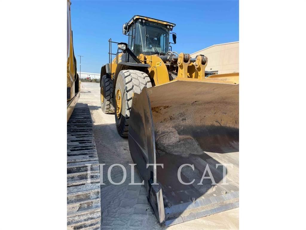 CAT 980 لوادر بعجل