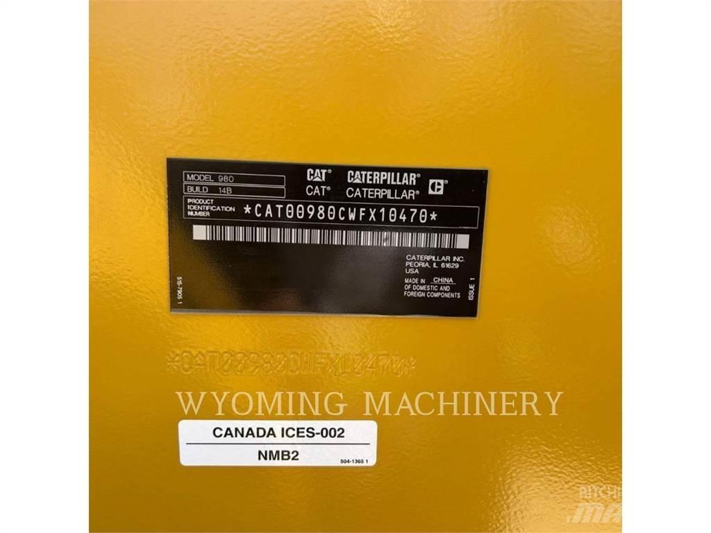 CAT 980 لوادر بعجل