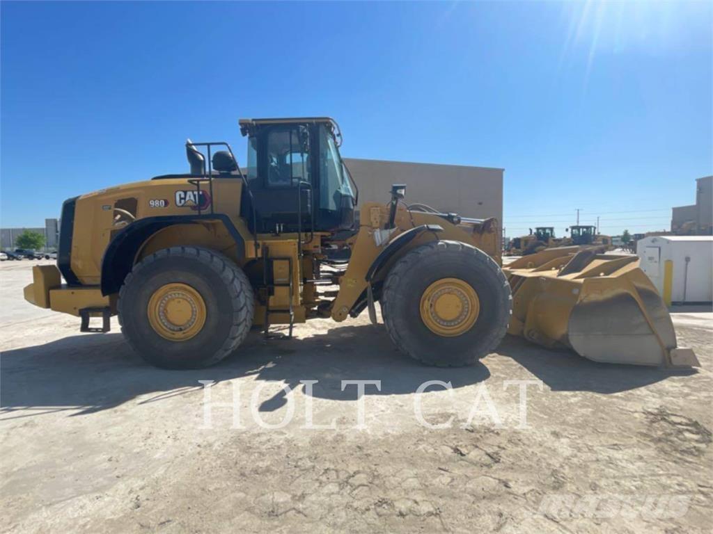CAT 980 لوادر بعجل