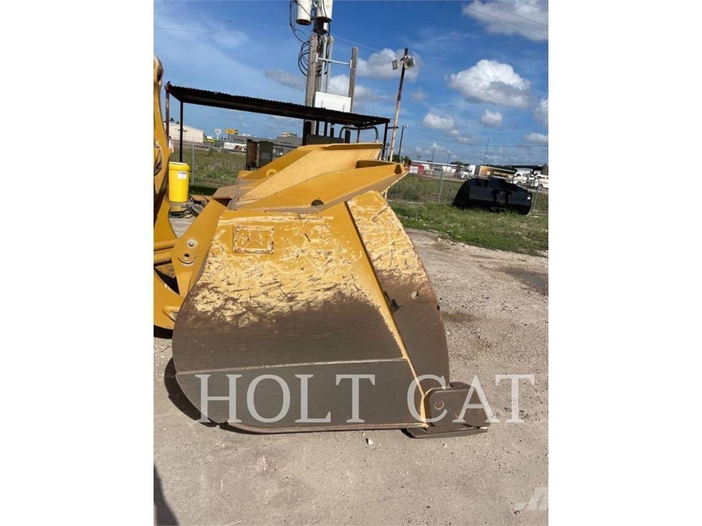 CAT 980 لوادر بعجل