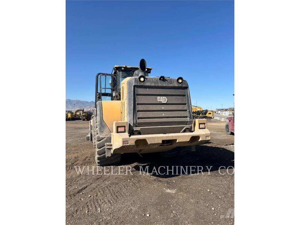 CAT 980 لوادر بعجل