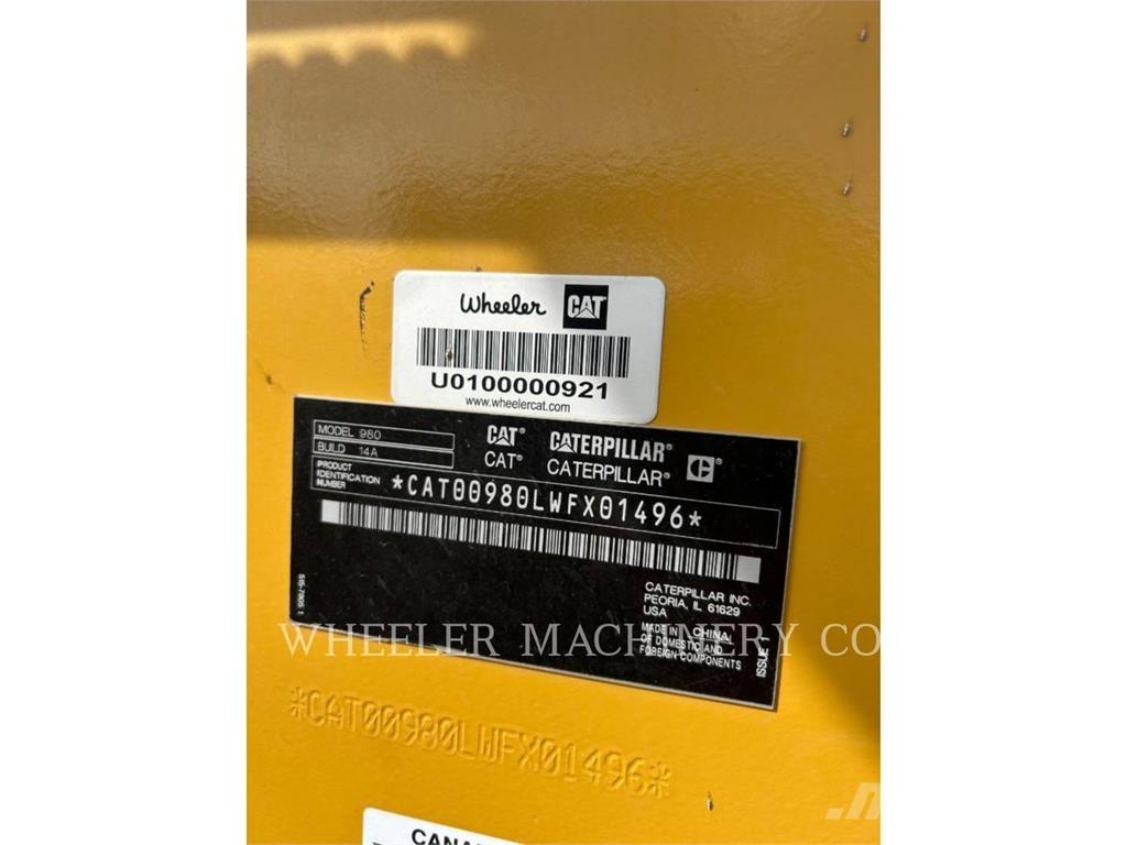 CAT 980 لوادر بعجل