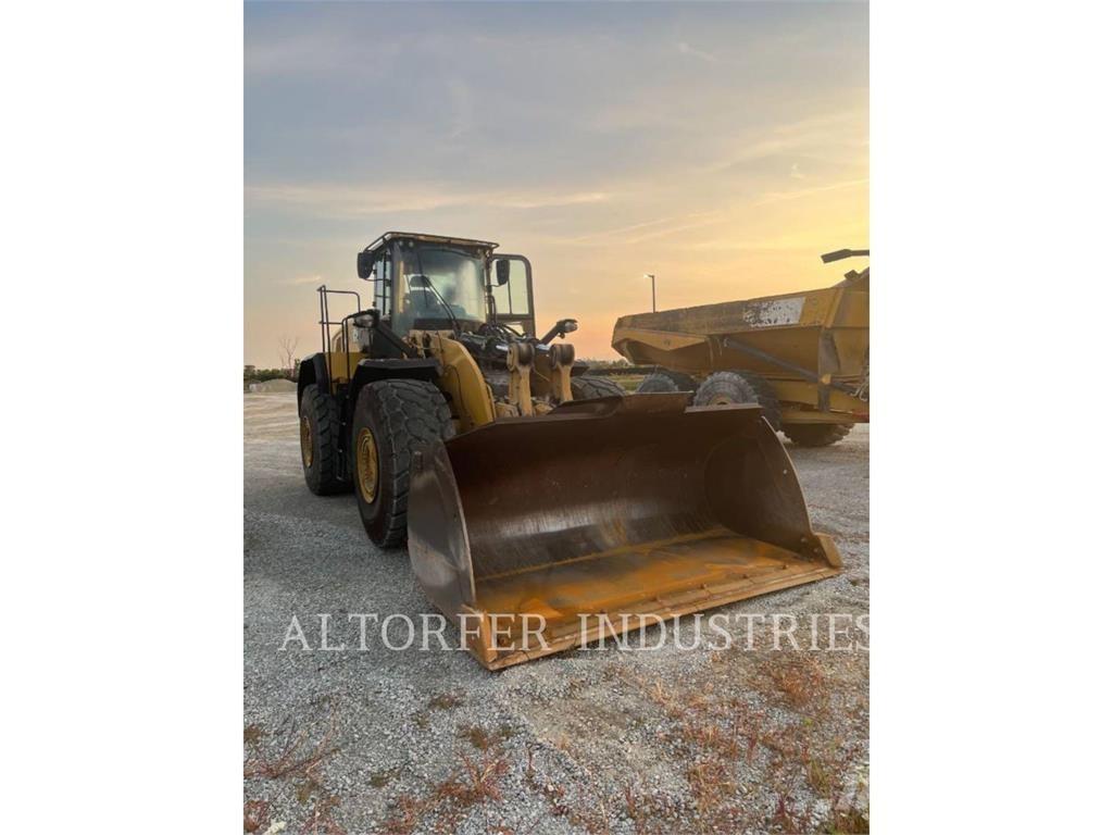 CAT 980-14 لوادر بعجل