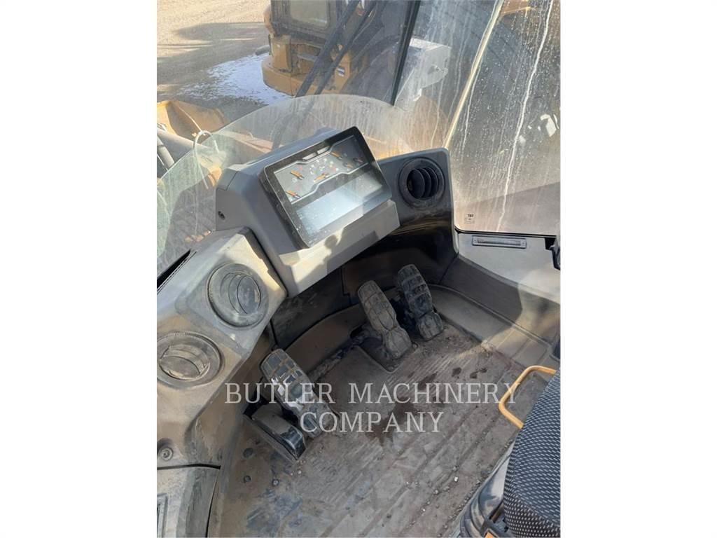 CAT 980-14 لوادر بعجل