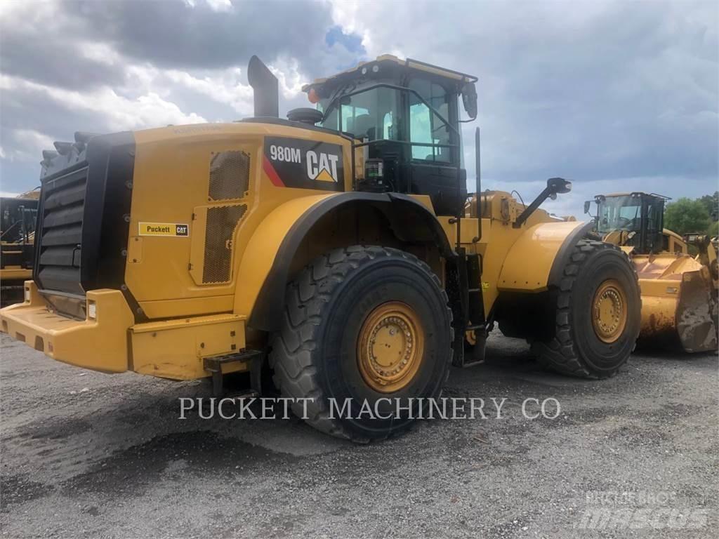 CAT 980 M لوادر بعجل