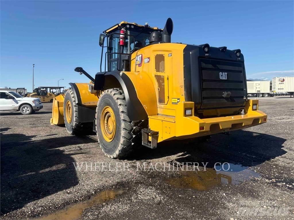 CAT 980 XE لوادر بعجل