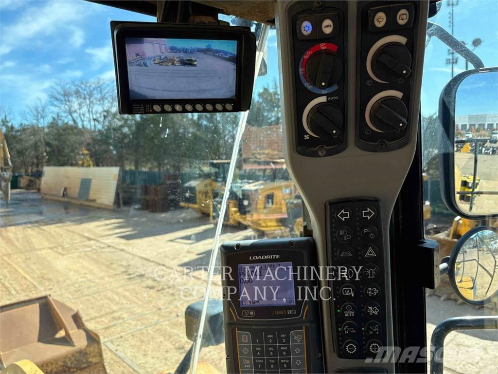 CAT 980K لوادر بعجل