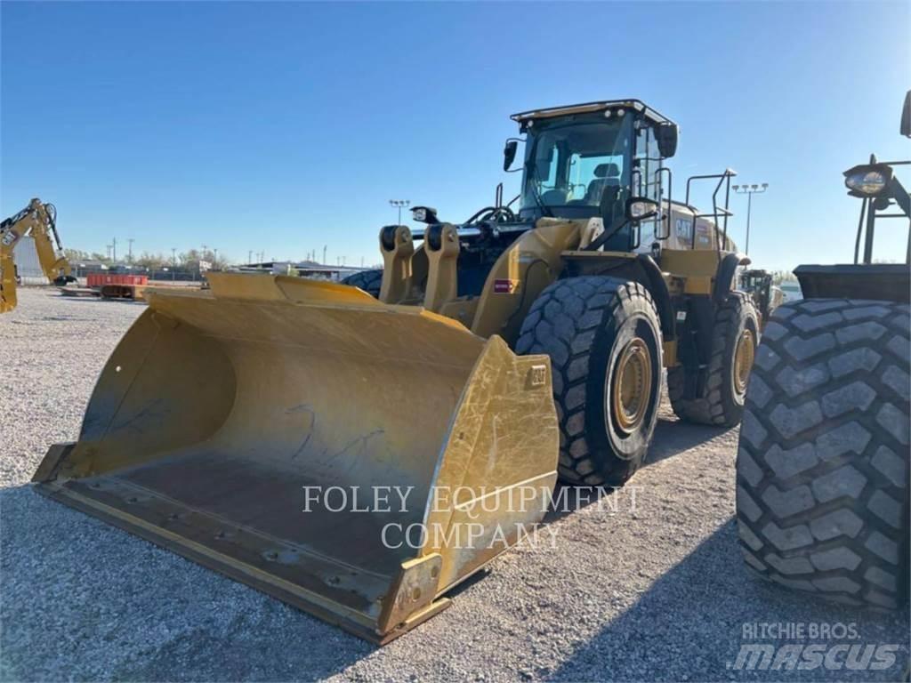 CAT 980M لوادر بعجل
