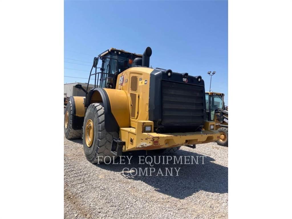 CAT 980M لوادر بعجل