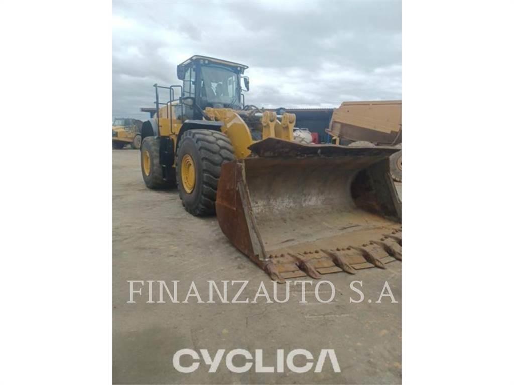 CAT 980M لوادر بعجل