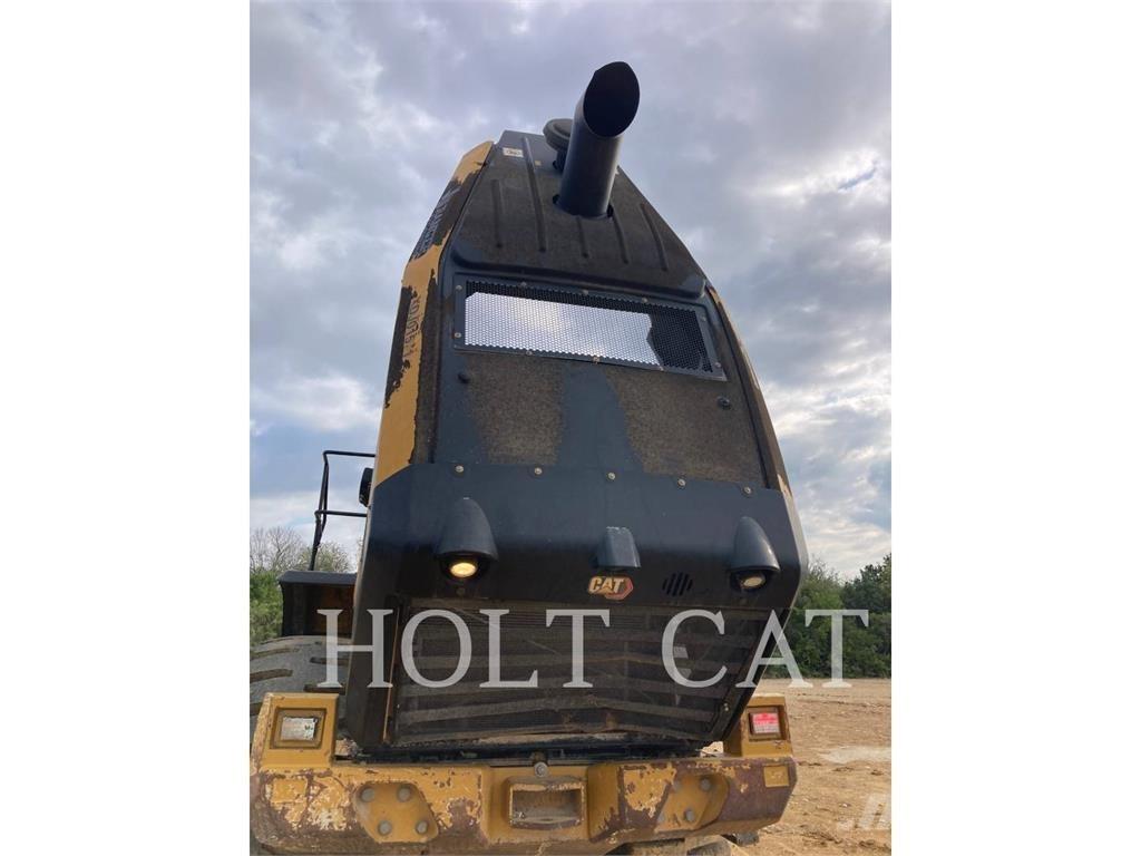CAT 980M لوادر بعجل