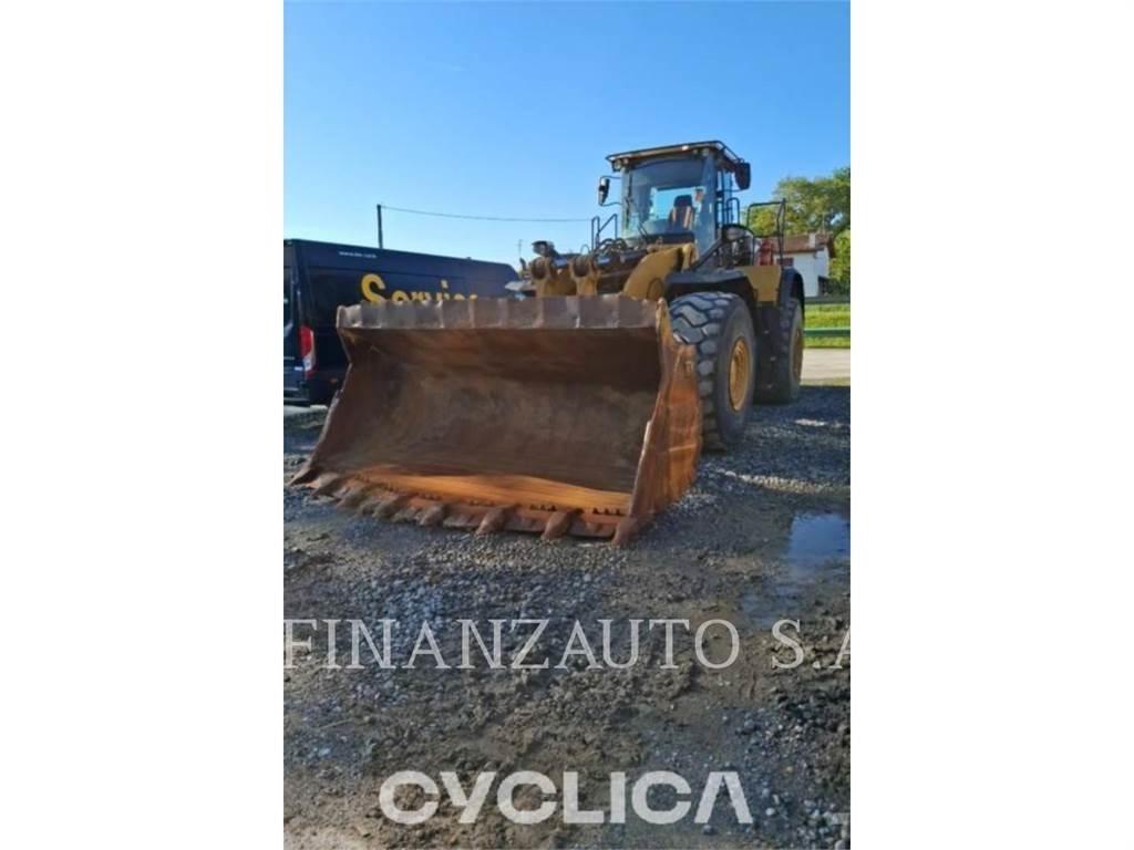 CAT 980M لوادر بعجل
