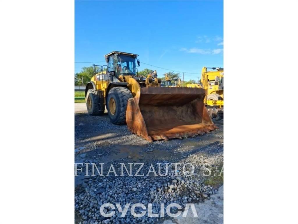 CAT 980M لوادر بعجل