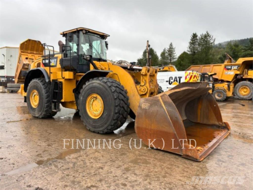 CAT 980M لوادر بعجل