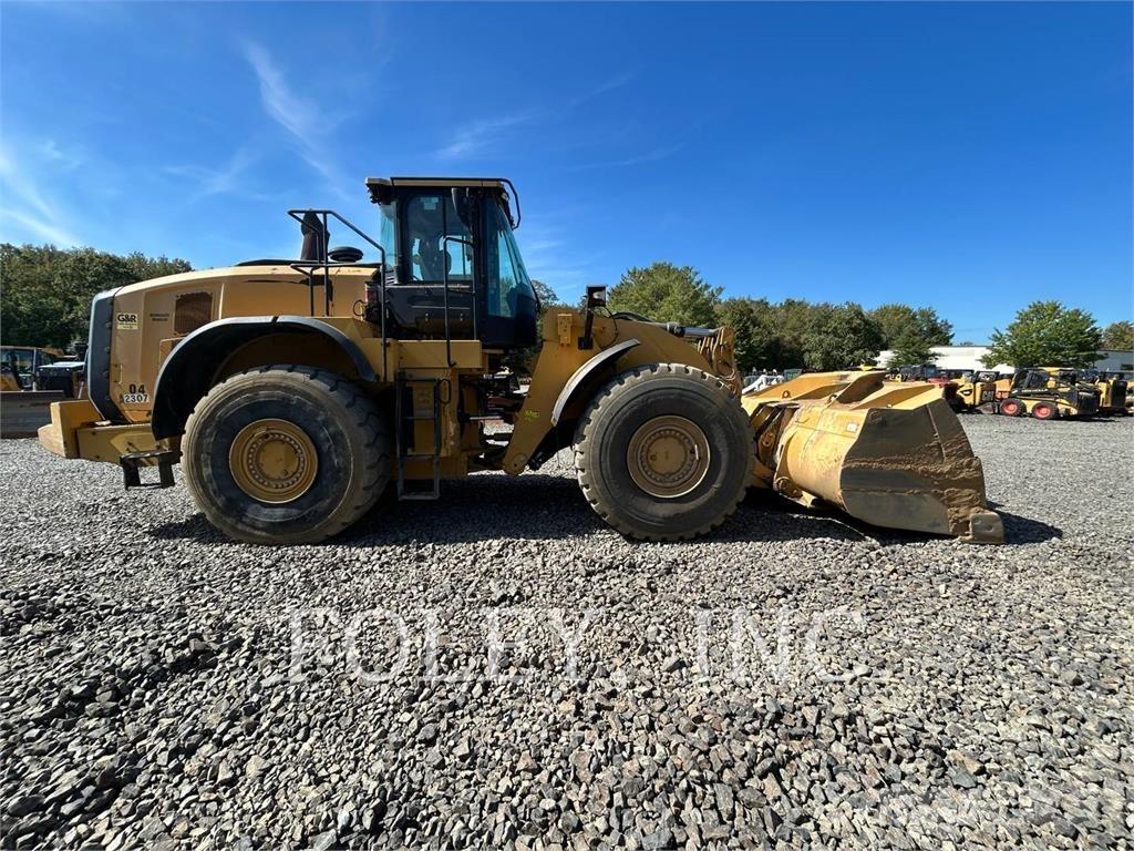 CAT 980M لوادر بعجل