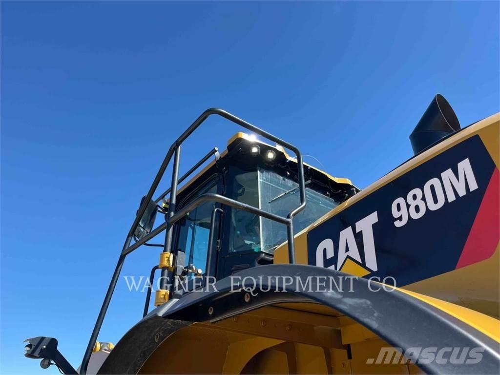CAT 980M RB لوادر بعجل