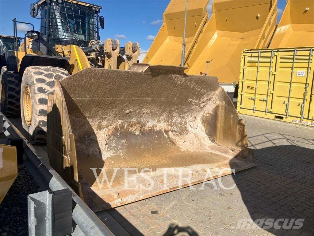 CAT 982-14 لوادر بعجل