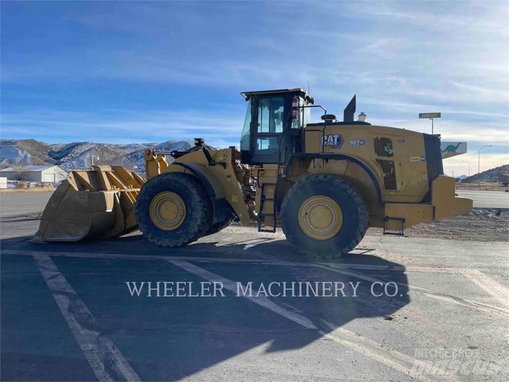 CAT 982 XE لوادر بعجل