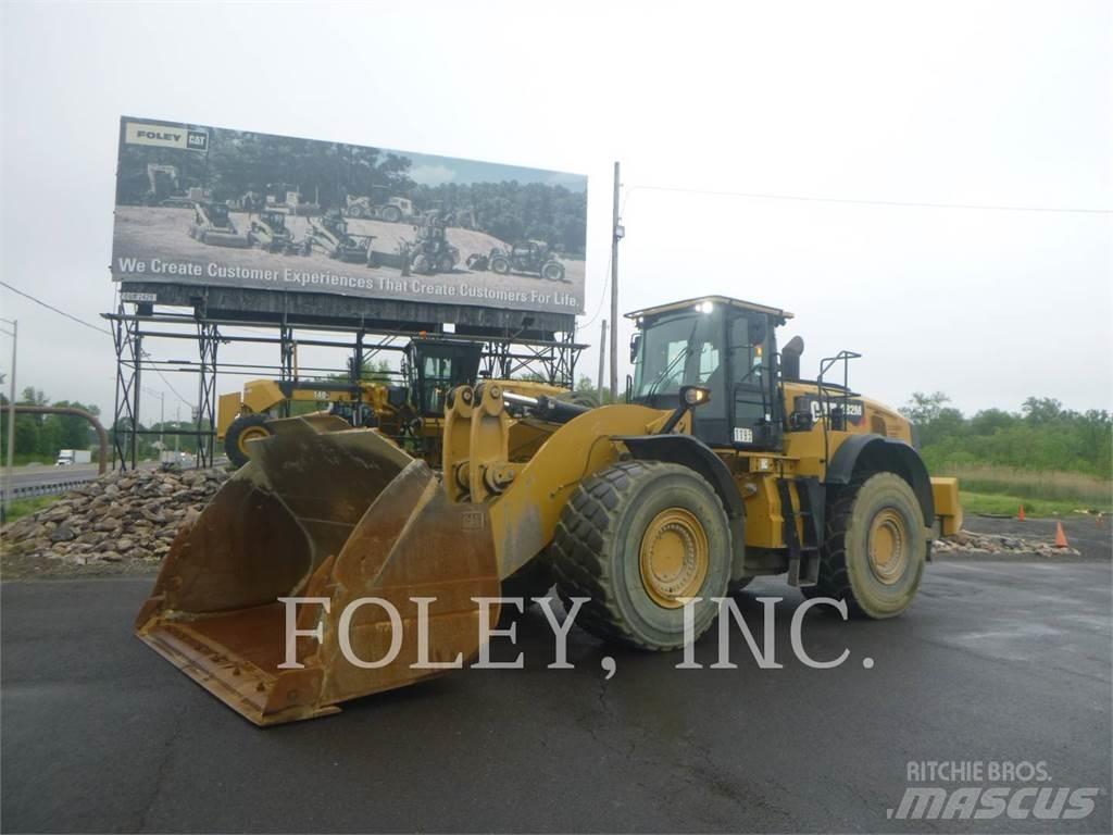 CAT 982M لوادر بعجل
